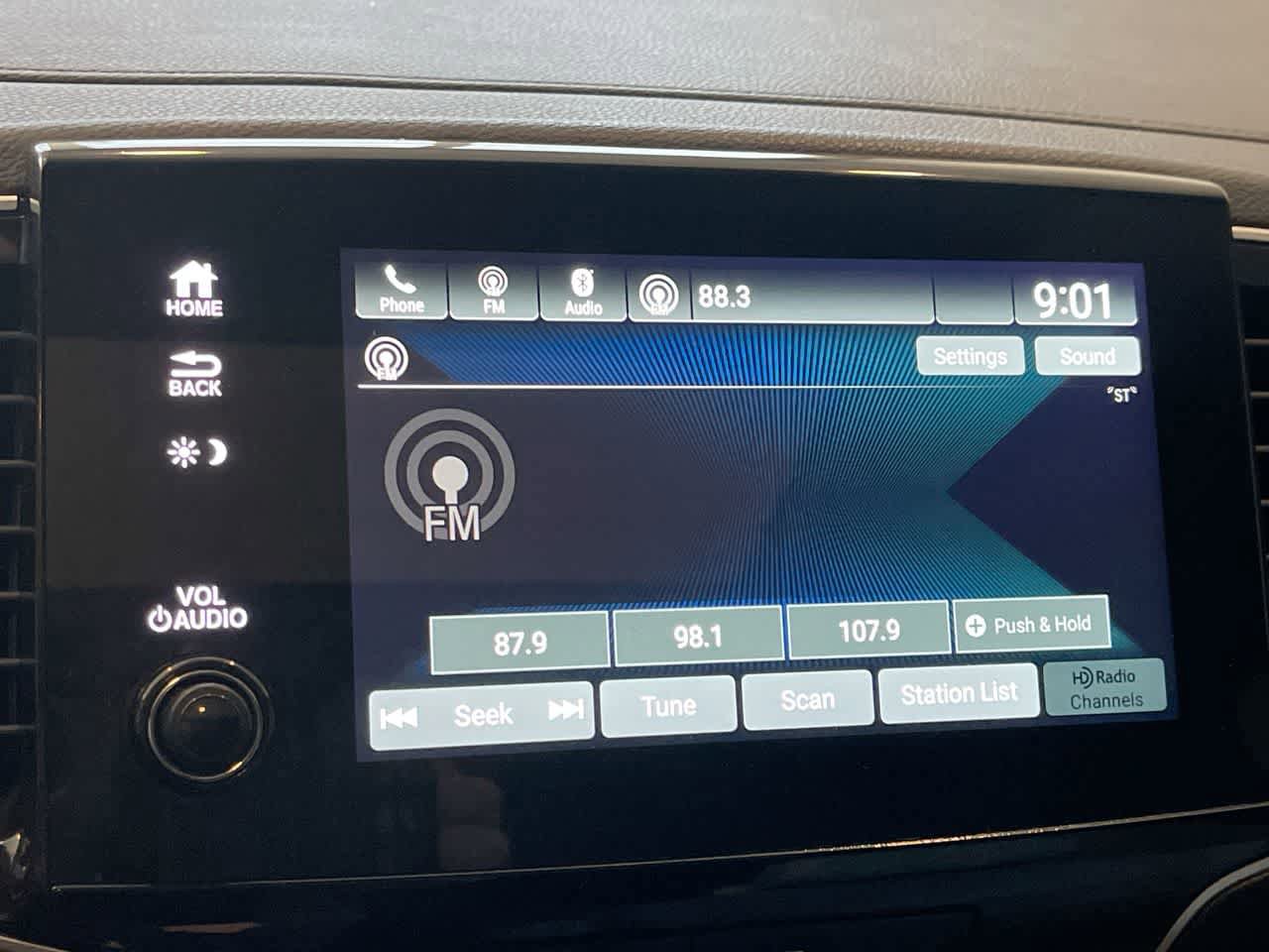 Used 2021 Honda Passport EX-L image 16