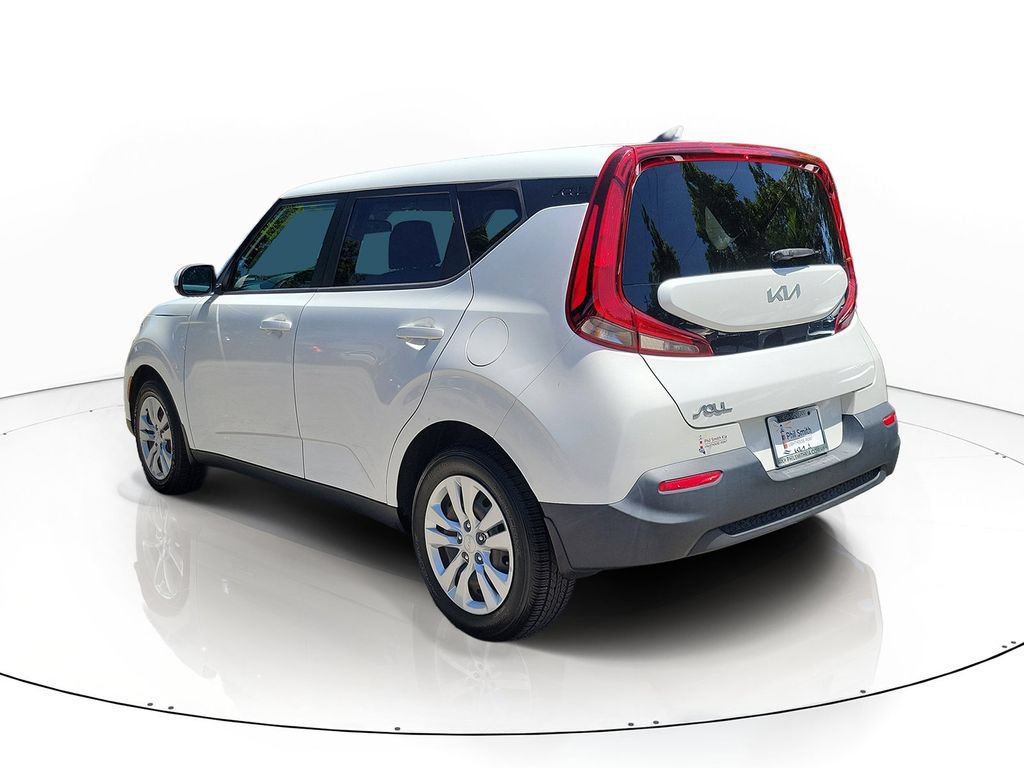 Certified 2022 Kia Soul LX FWD image 7