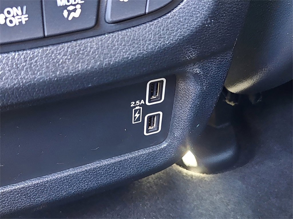 Used 2022 Honda Pilot TrailSport image 22