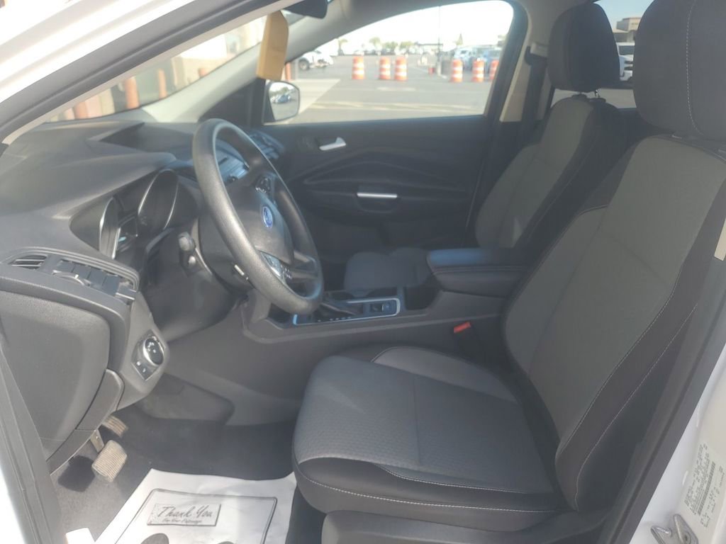 Used 2017 Ford Escape SE image 8