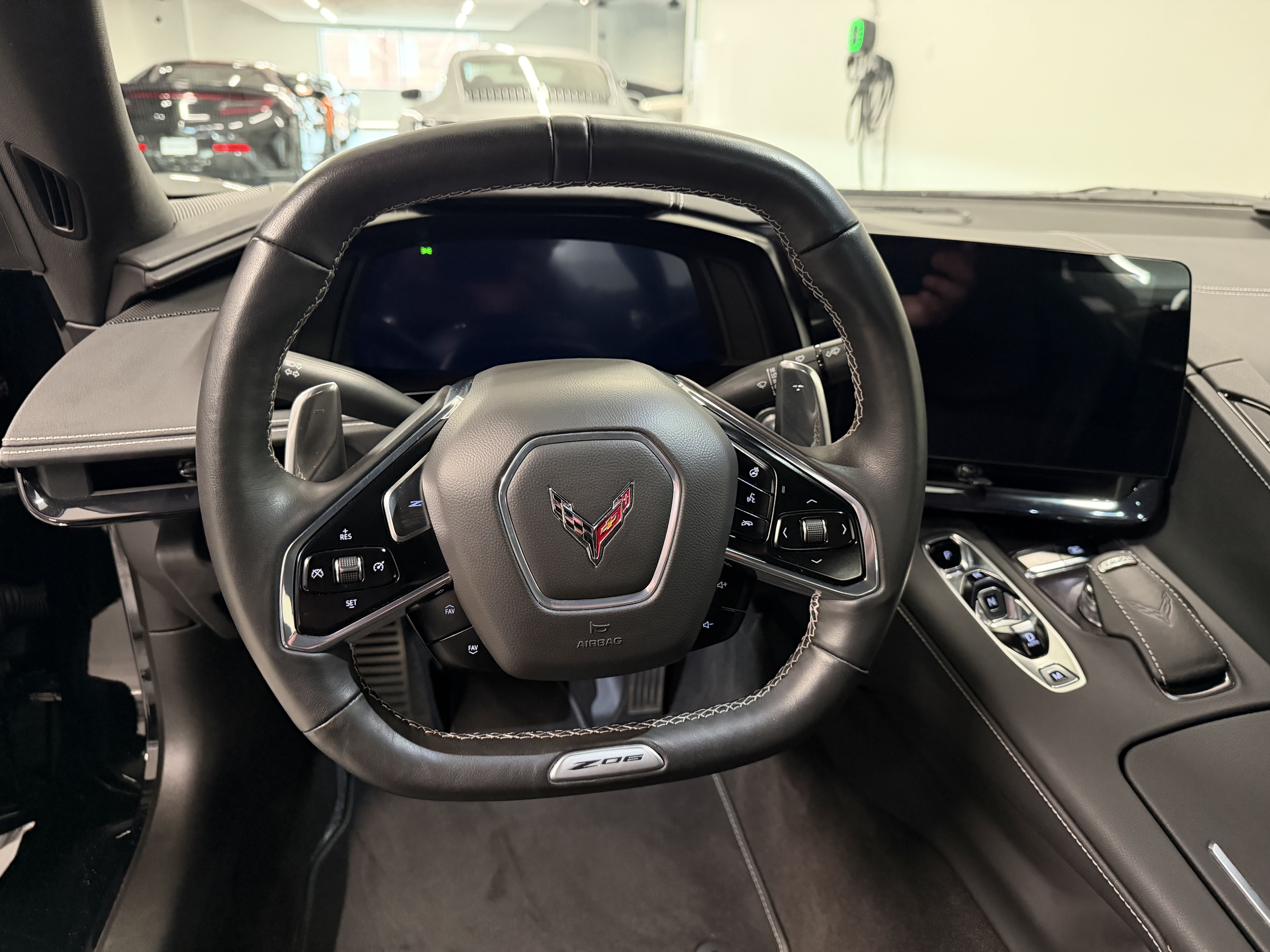 Used 2023 Chevrolet Corvette Z06 RWD image 18
