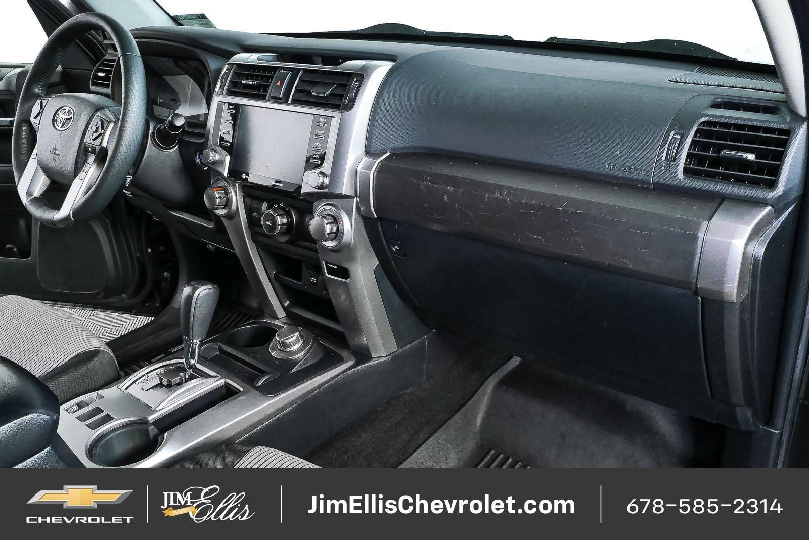 Used 2021 Toyota 4Runner SR5 AWD/4WD image 22