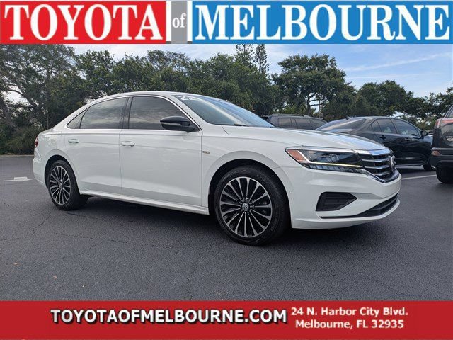 Used 2022 Volkswagen Passat 2.0T