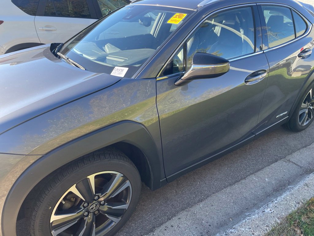 Used 2019 Lexus UX 250h w/ Accessory Package AWD/4WD image 9