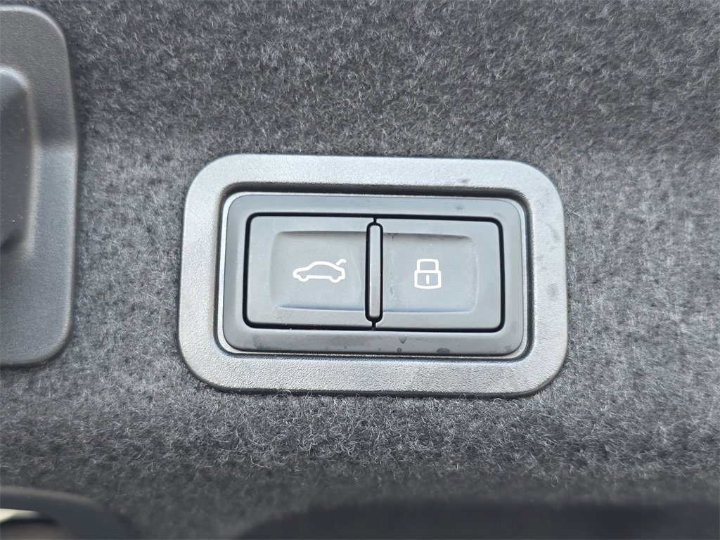 Certified 2025 Audi A6 3.0T Premium w/ Convenience Plus Package image 27
