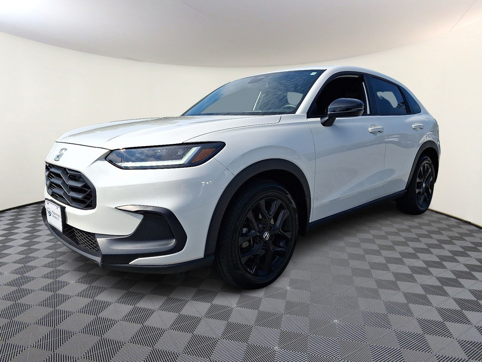 Used 2024 Honda HR-V Sport image 3