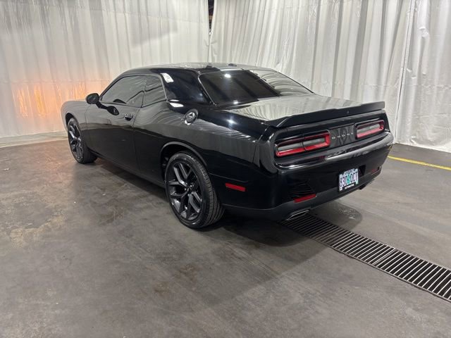 Used 2019 Dodge Challenger SXT w/ Blacktop Package image 6