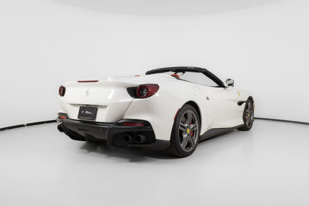 Used 2022 Ferrari Portofino M image 8