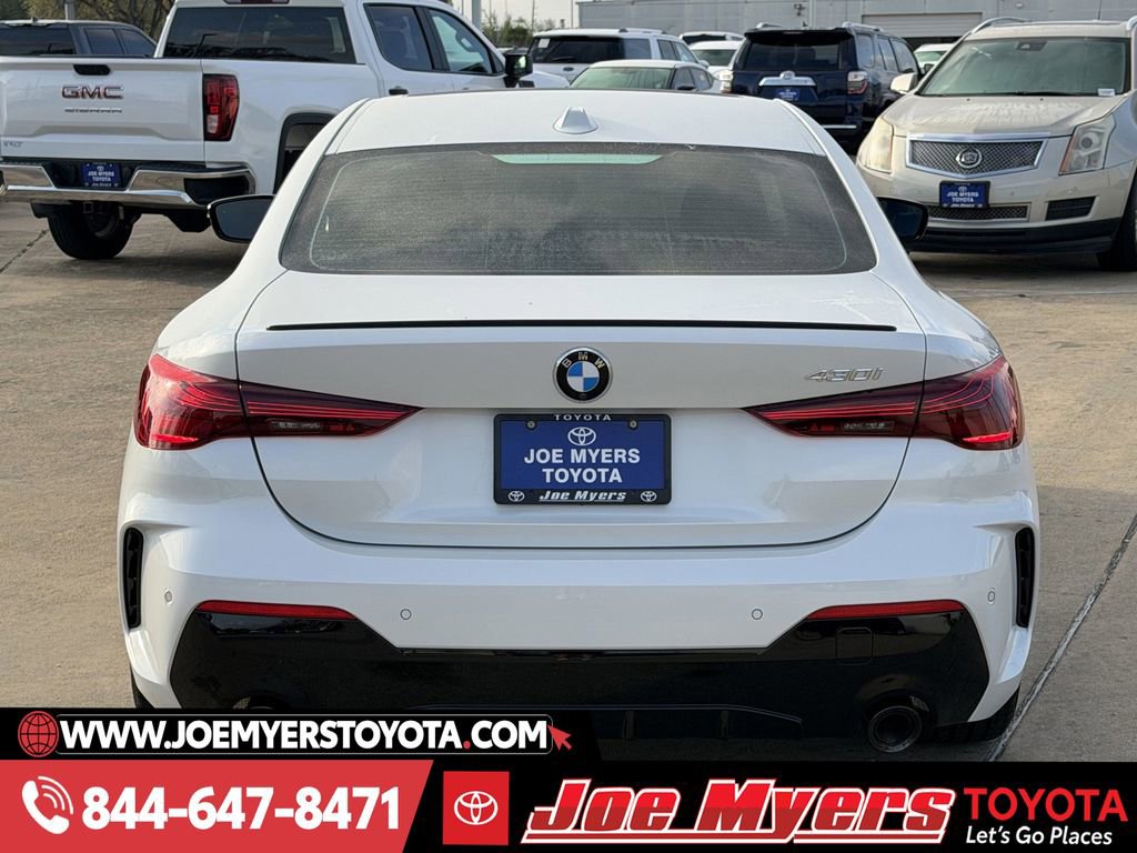 Used 2026 BMW 430i Coupe w/ M Sport Package image 8