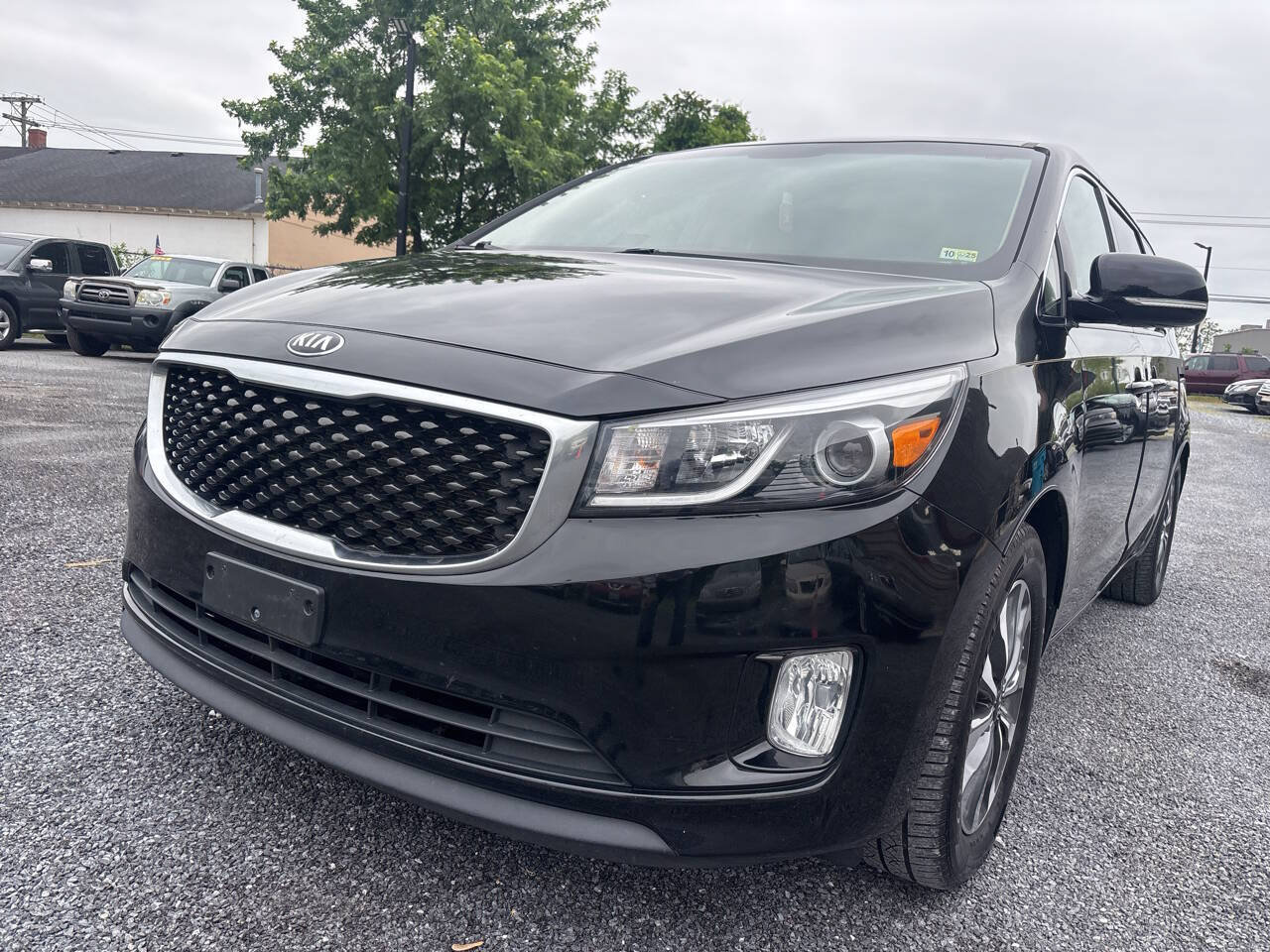 Used 2015 Kia Sedona SX