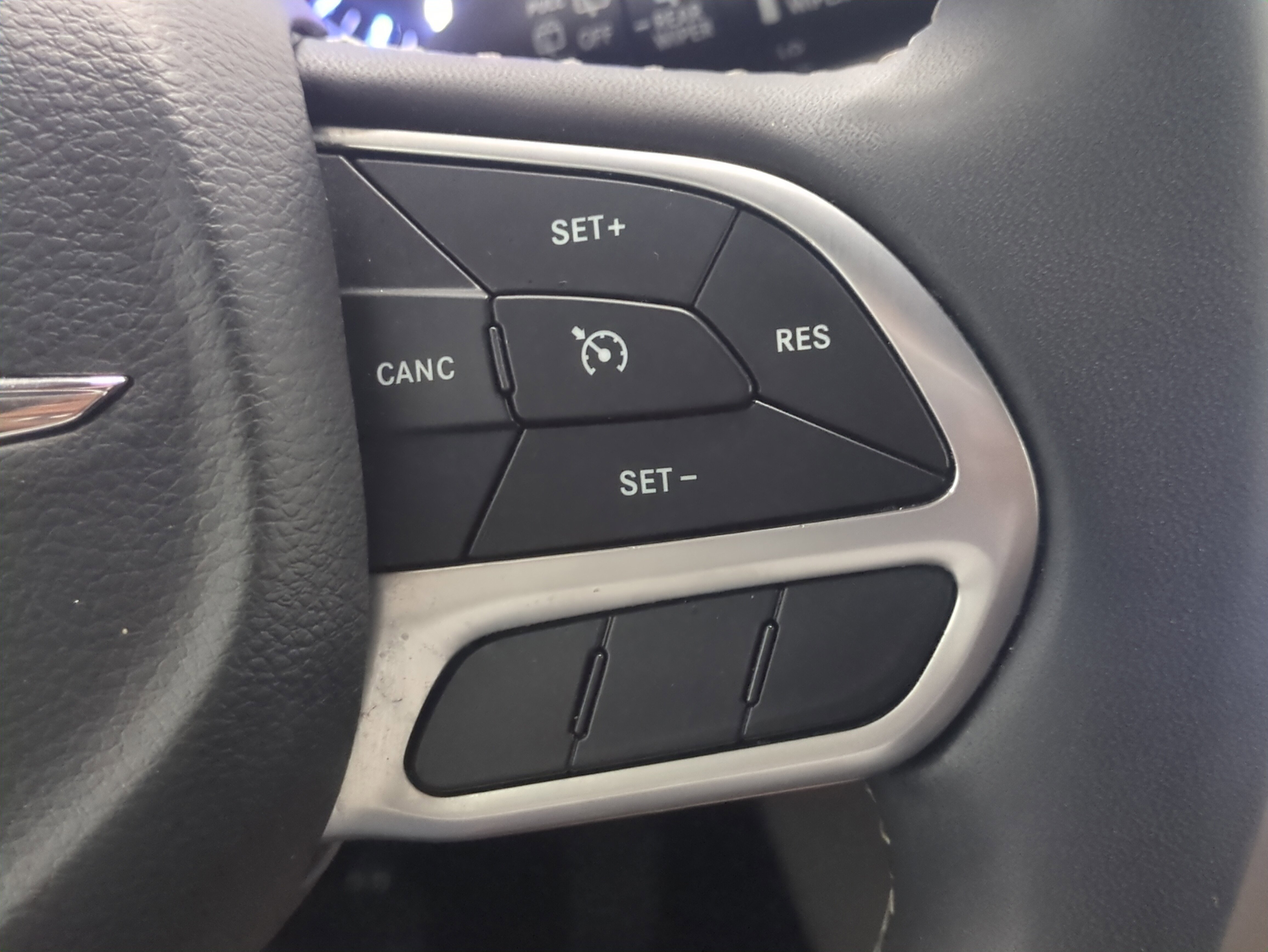 Certified 2022 Chrysler Voyager LX image 27