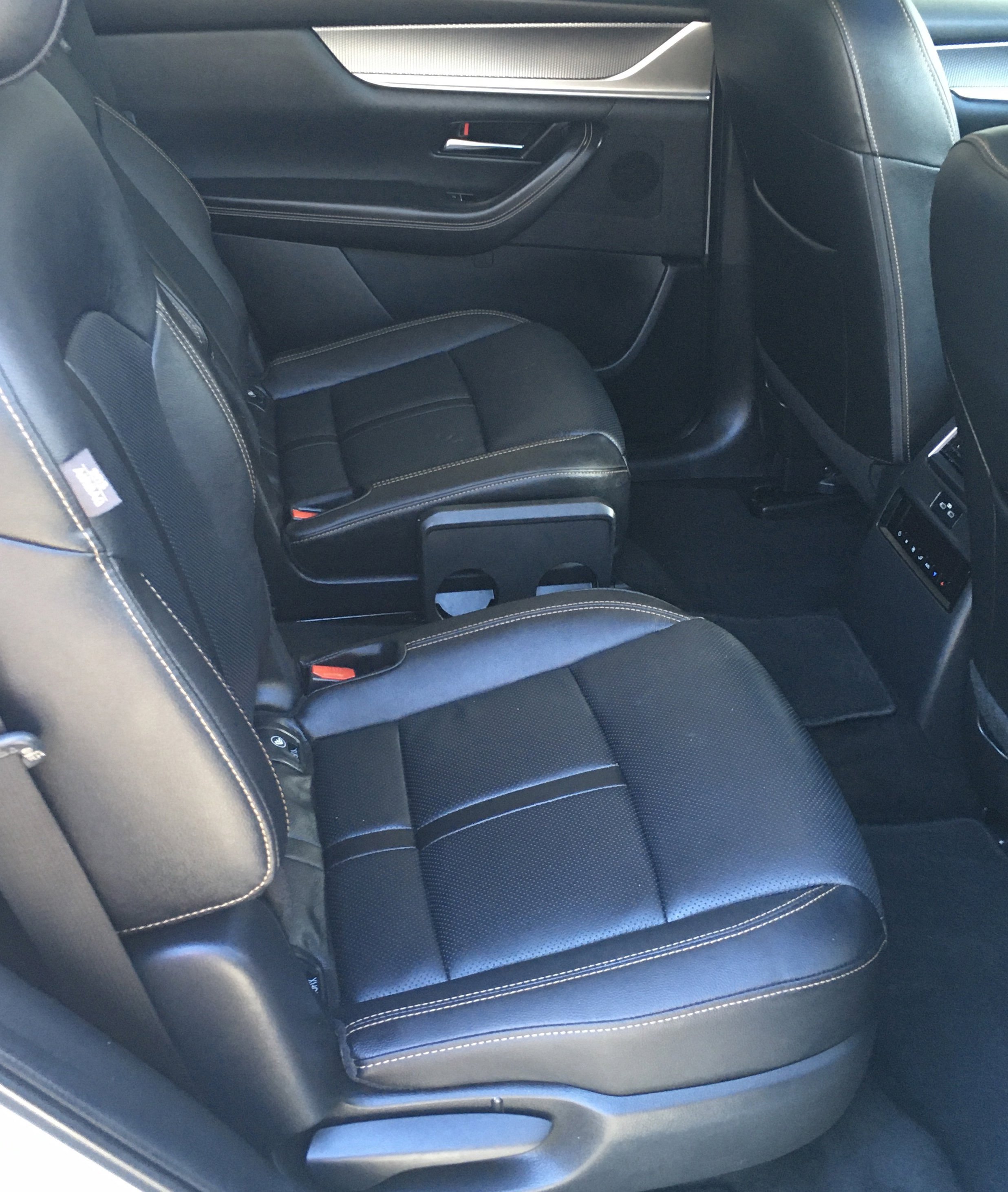 Used 2024 MAZDA CX-90 3.3 Turbo w/ Preferred Package AWD/4WD image 7
