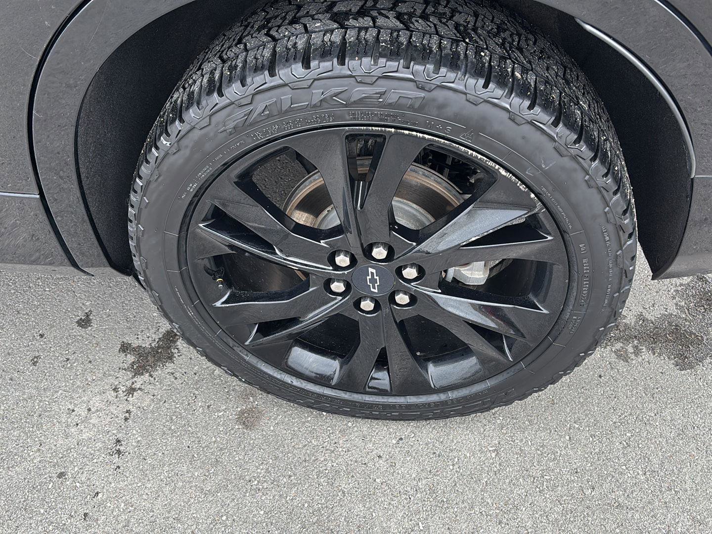 Used 2019 Chevrolet Blazer RS w/ Sun and Wheels Package image 11