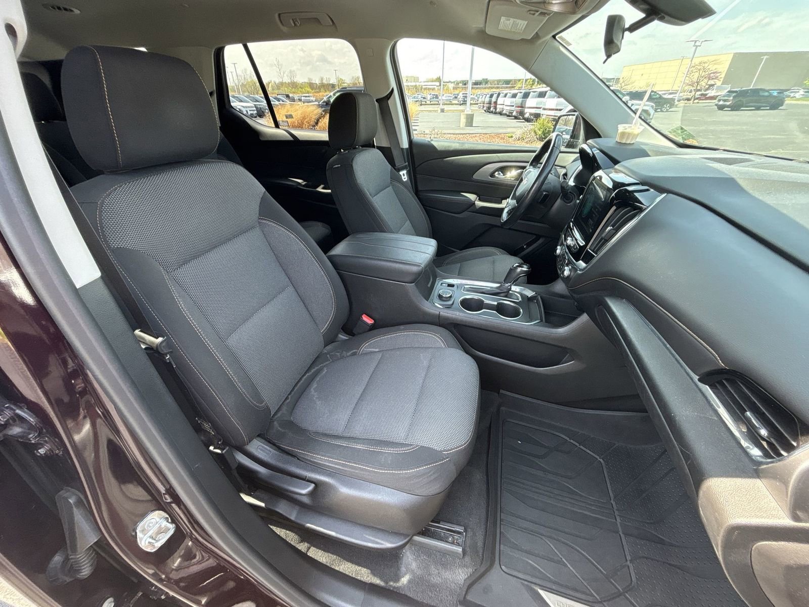 Used 2018 Chevrolet Traverse LT w/ LPO, Floor Liner Package AWD/4WD image 25
