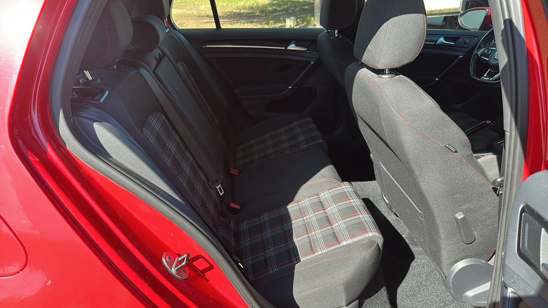 Used 2015 Volkswagen GTI S FWD image 20