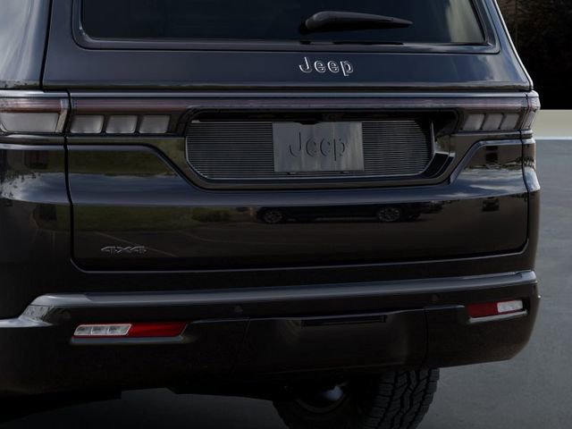 New 2026 Jeep Grand Wagoneer 4WD image 13
