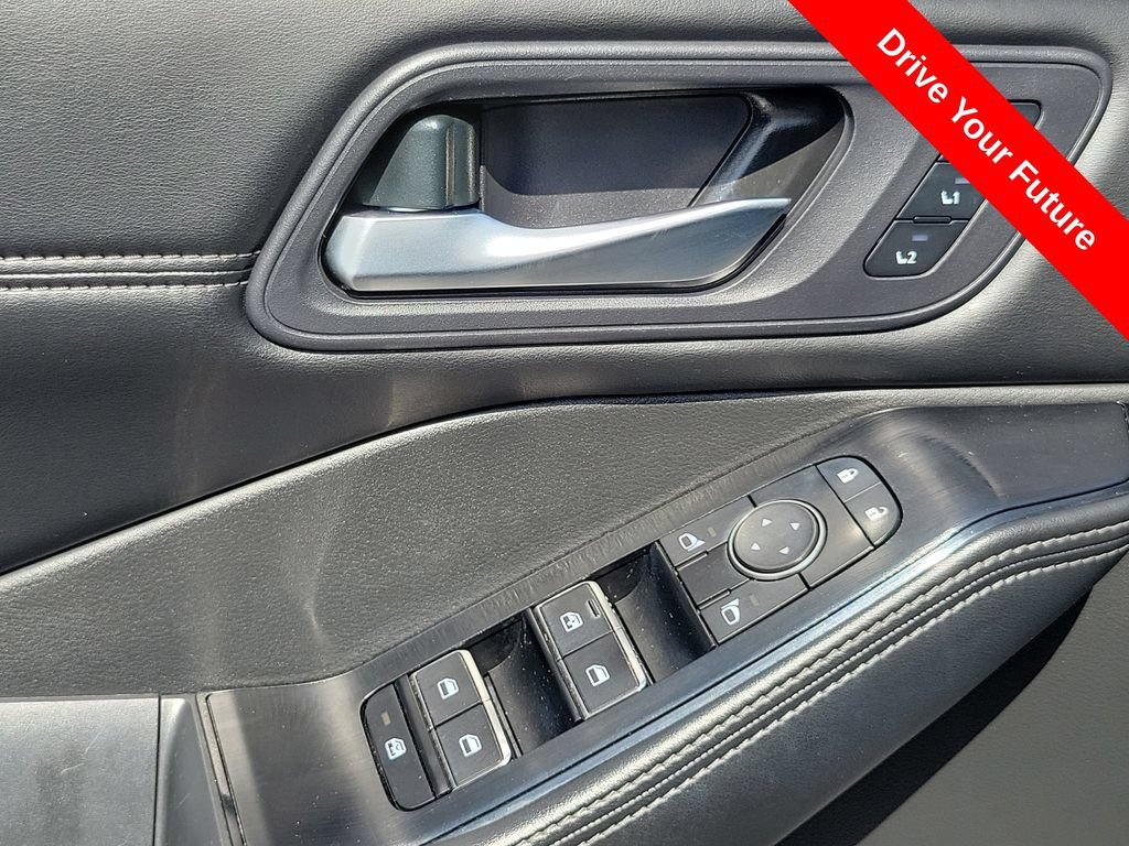 Used 2023 Nissan Rogue SL w/ SL Premium Package FWD image 16