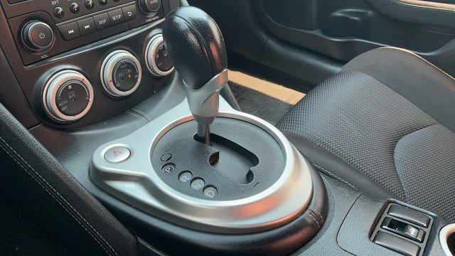 Used 2020 Nissan 370Z Coupe RWD image 15