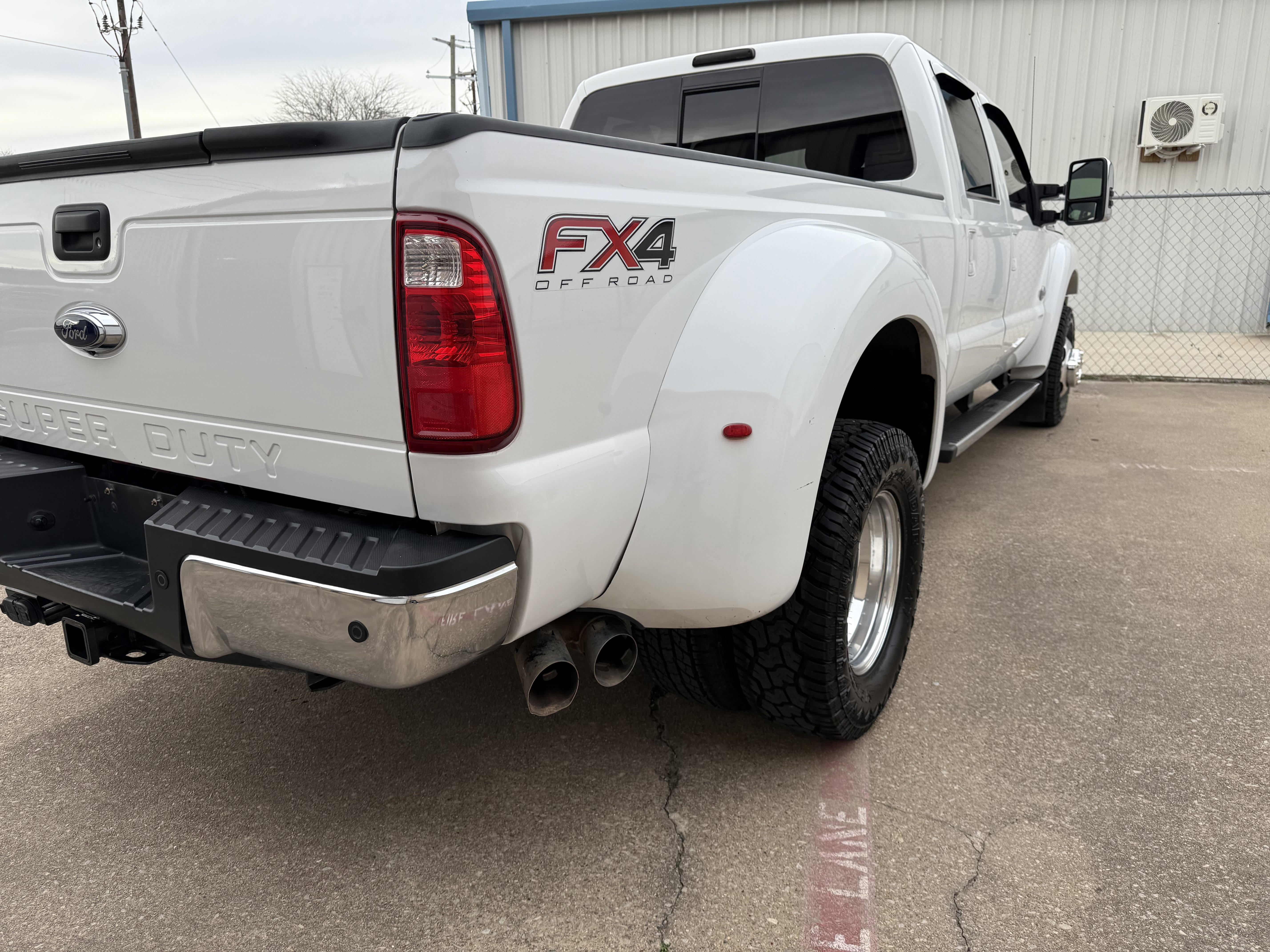 Used 2016 Ford F350 King Ranch w/ King Ranch w/Chrome Package image 6