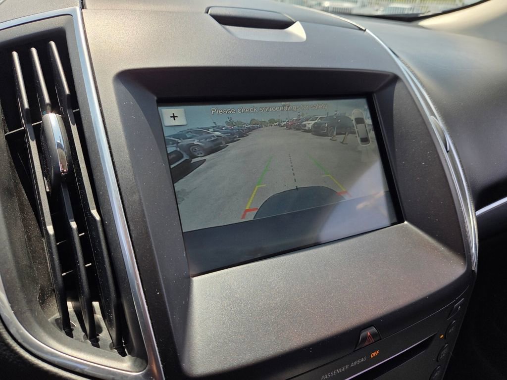 Used 2016 Ford Edge Titanium image 33