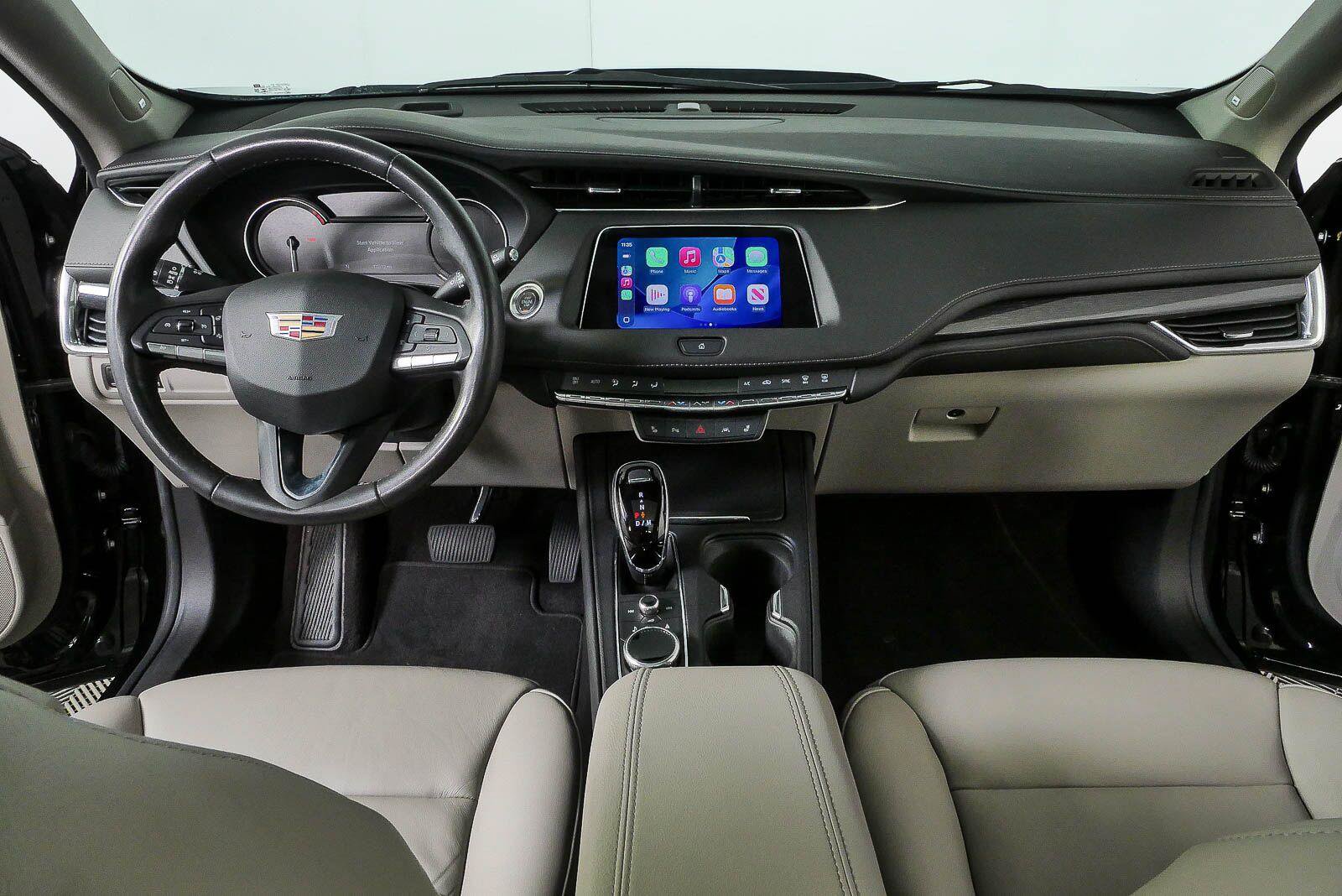Certified 2023 Cadillac XT4 Premium Luxury w/ Cold Weather Package AWD/4WD image 19