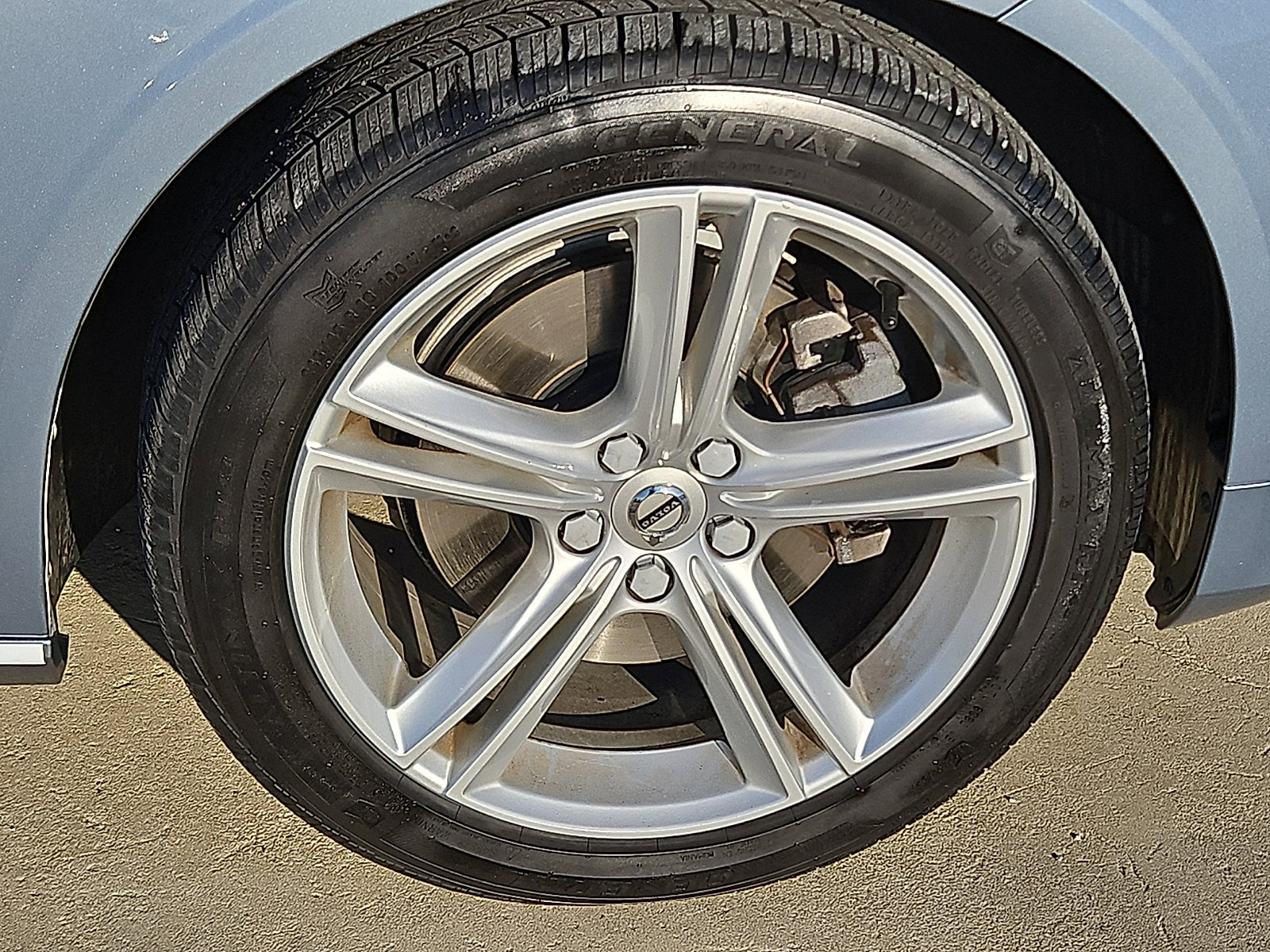 Used 2018 Volvo S90 T5 Momentum w/ Convenience Package image 8