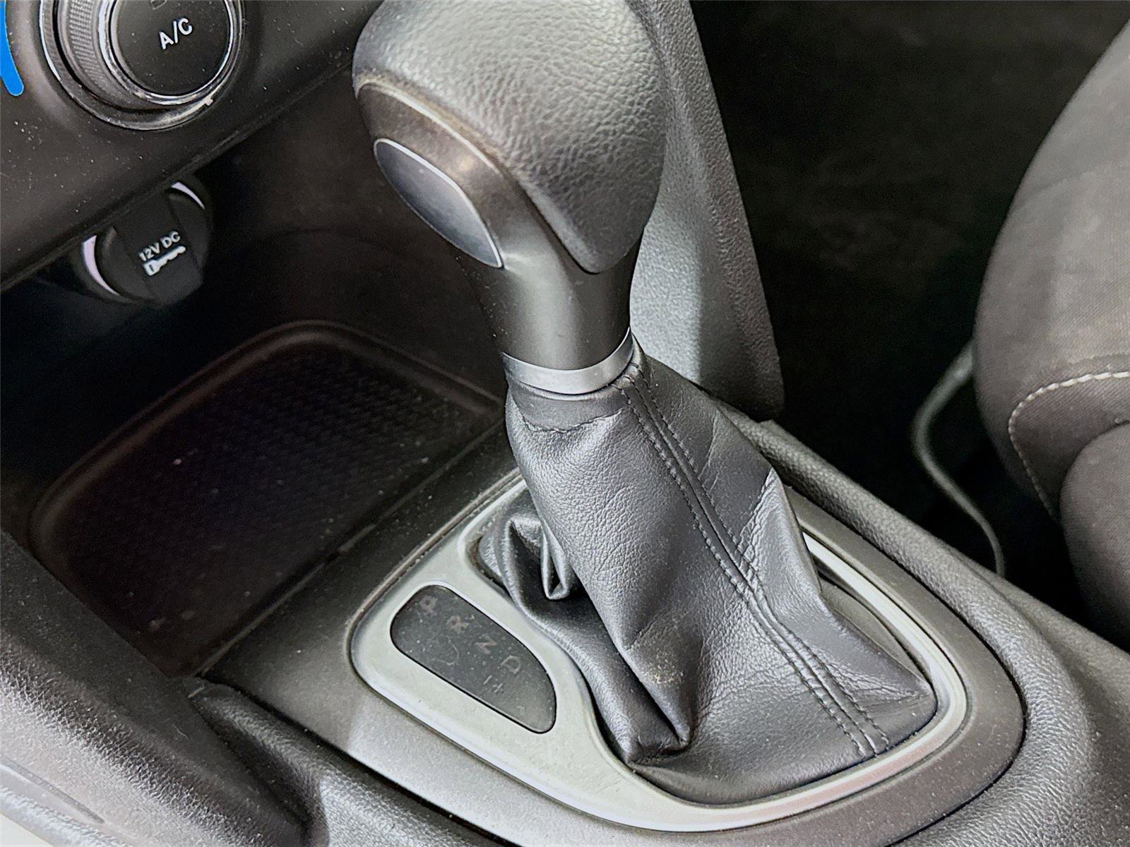 Used 2013 Dodge Dart SXT w/ Popular Equipment Group image 16