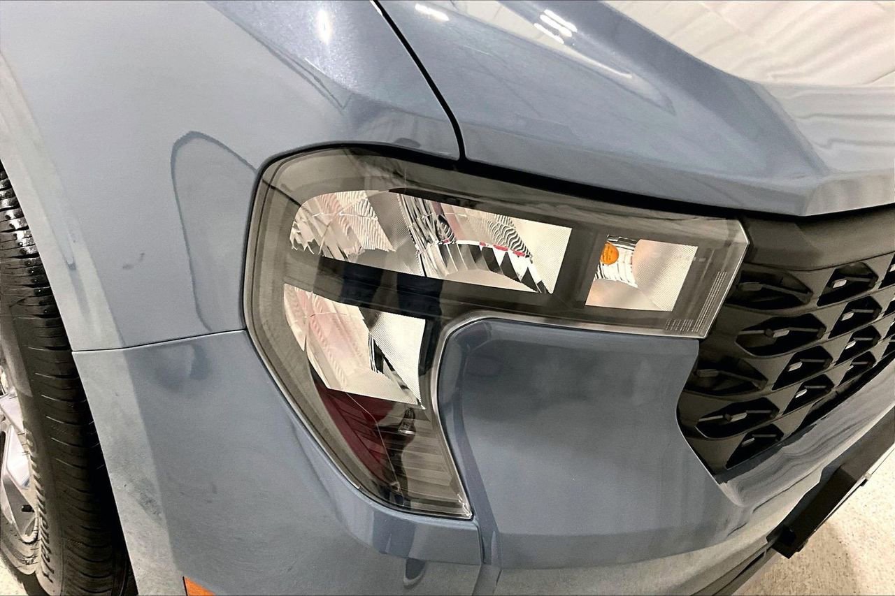 Used 2025 Ford Maverick XLT w/ Equipment Group 302A image 28