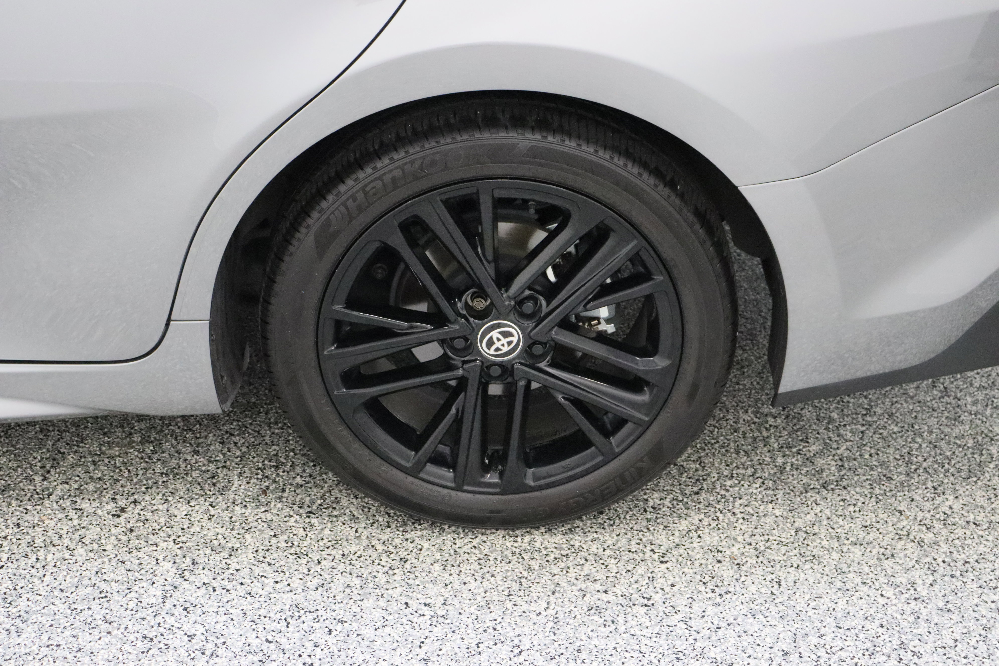 Used 2025 Toyota Camry SE w/ Convenience Package FWD image 10