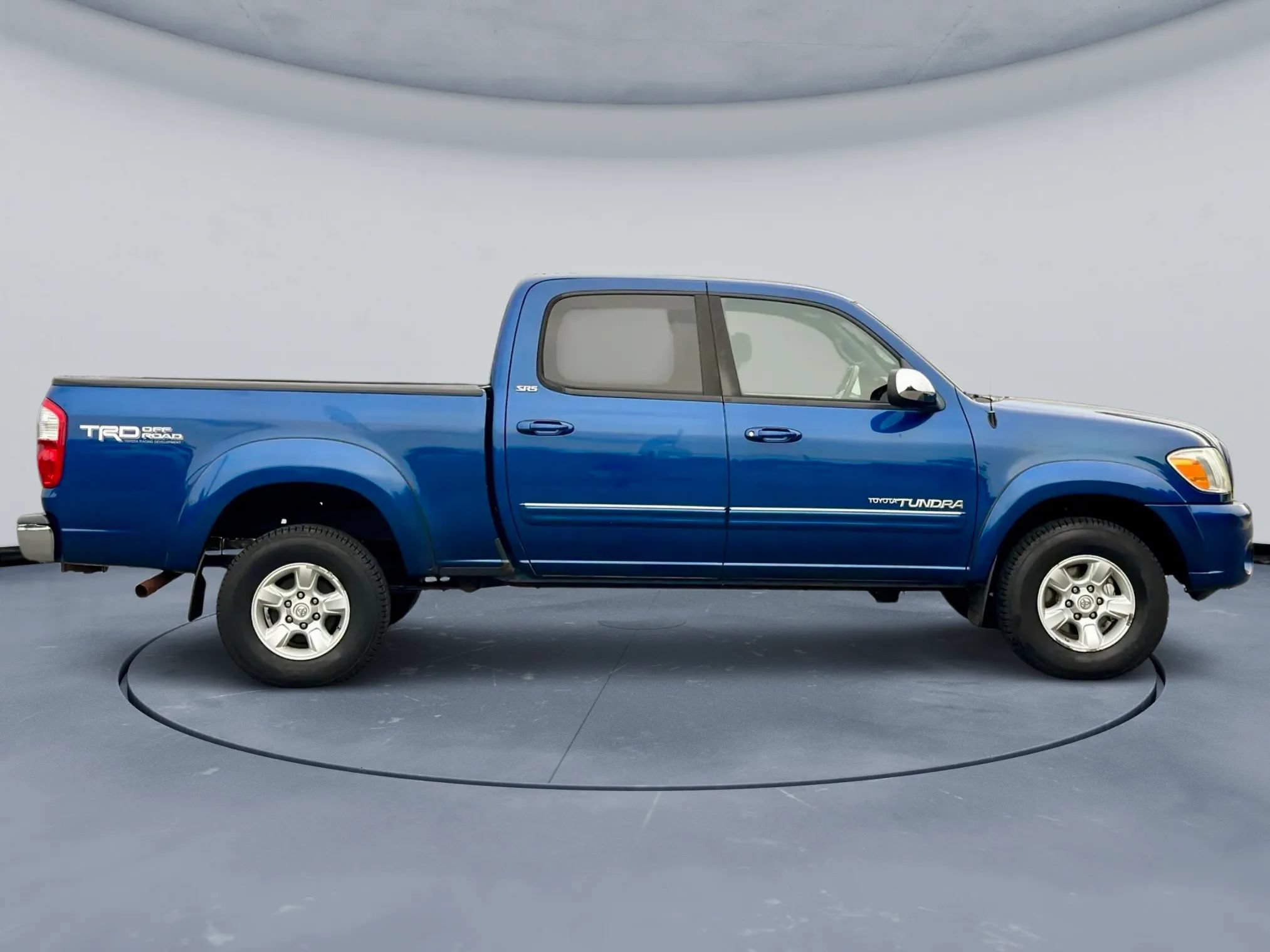 Used 2006 Toyota Tundra SR5 w/ TRD Off-Road Pkg AWD/4WD image 9