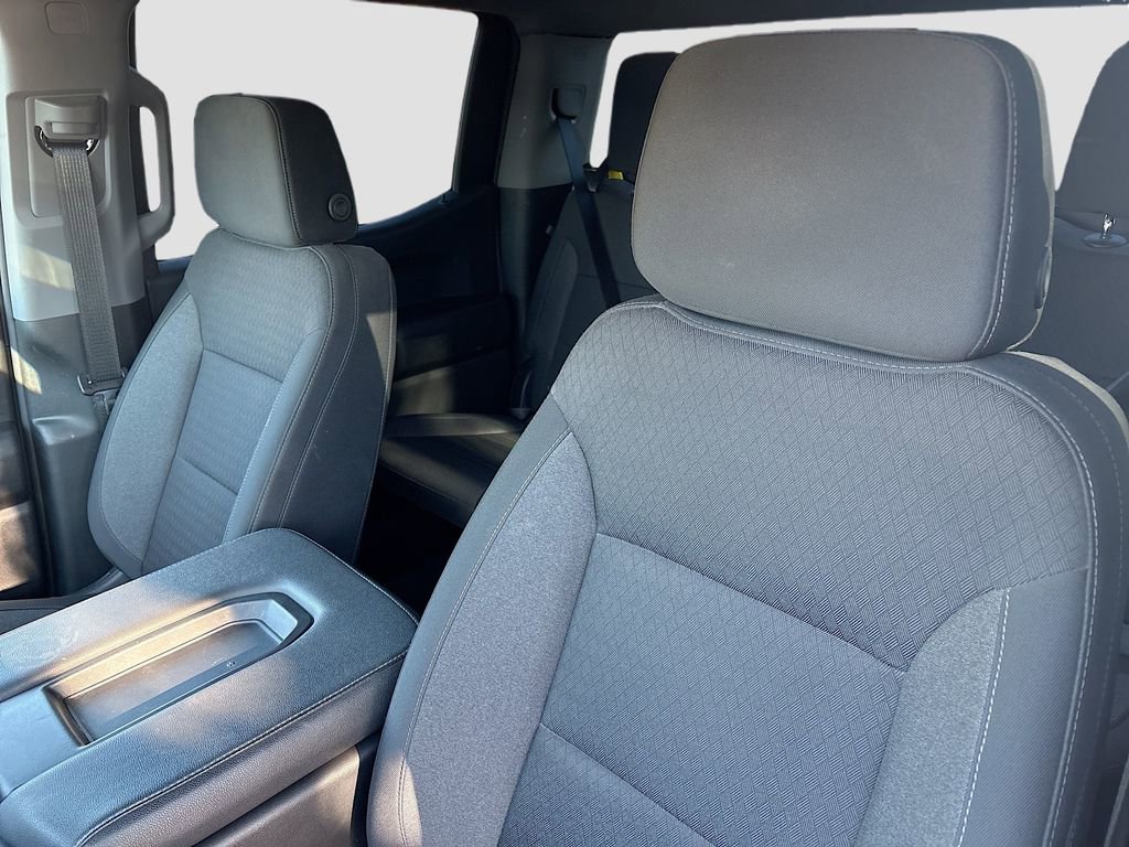 Used 2025 Chevrolet Silverado 1500 Custom Trail Boss w/ Dark Appearance Package image 20