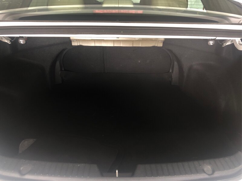 Used 2012 Hyundai Sonata GLS FWD image 11