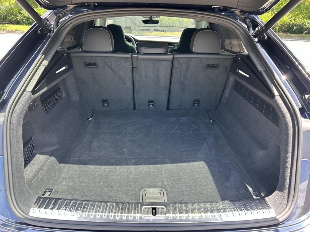 Used 2024 Audi SQ8 Prestige AWD/4WD image 14