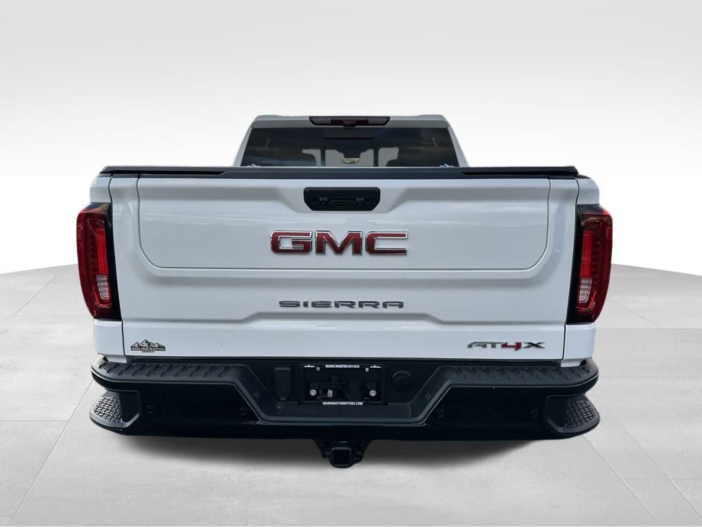 Used 2024 GMC Sierra 1500 AT4X image 10