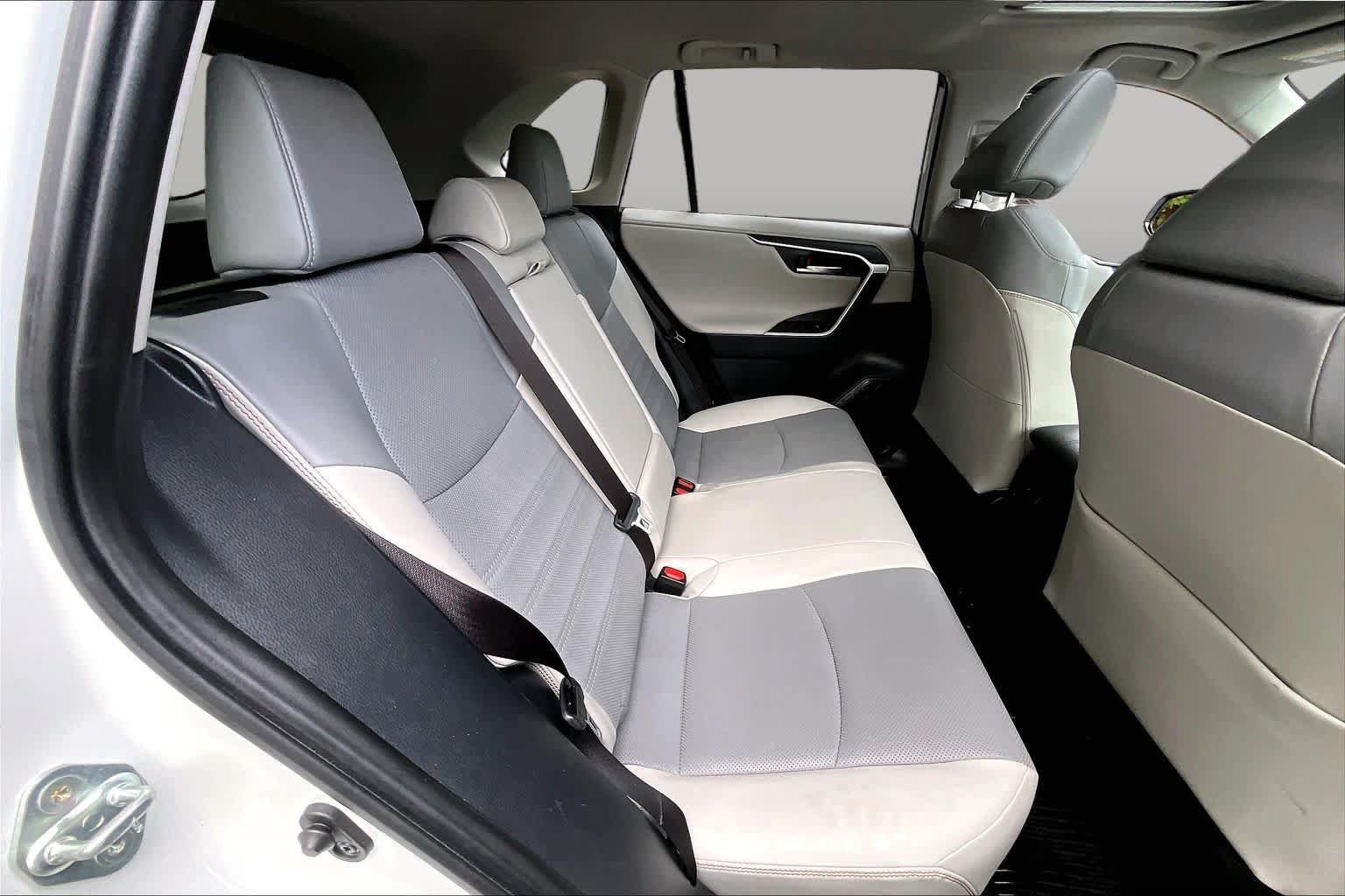 Certified 2024 Toyota RAV4 Limited w/ Advanced Technology Package AWD/4WD image 19
