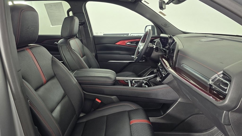 Used 2024 Chevrolet Traverse RS w/ LPO, Floor Liner Package image 14