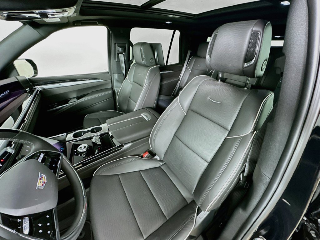 New 2026 Cadillac Escalade Sport w/ Touring Package AWD/4WD image 26
