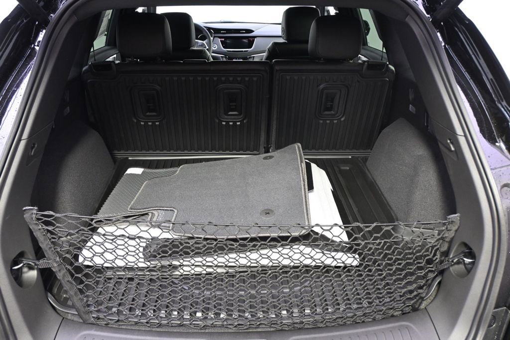 New 2026 Cadillac XT5 Luxury w/ LPO, Floor Liner Package AWD/4WD image 19