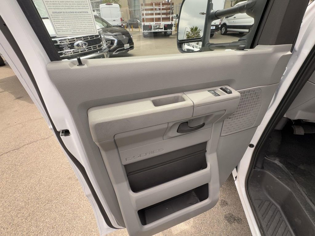 New 2025 Ford E-350 and Econoline 350 Super Duty w/ Power Equipment Group image 27