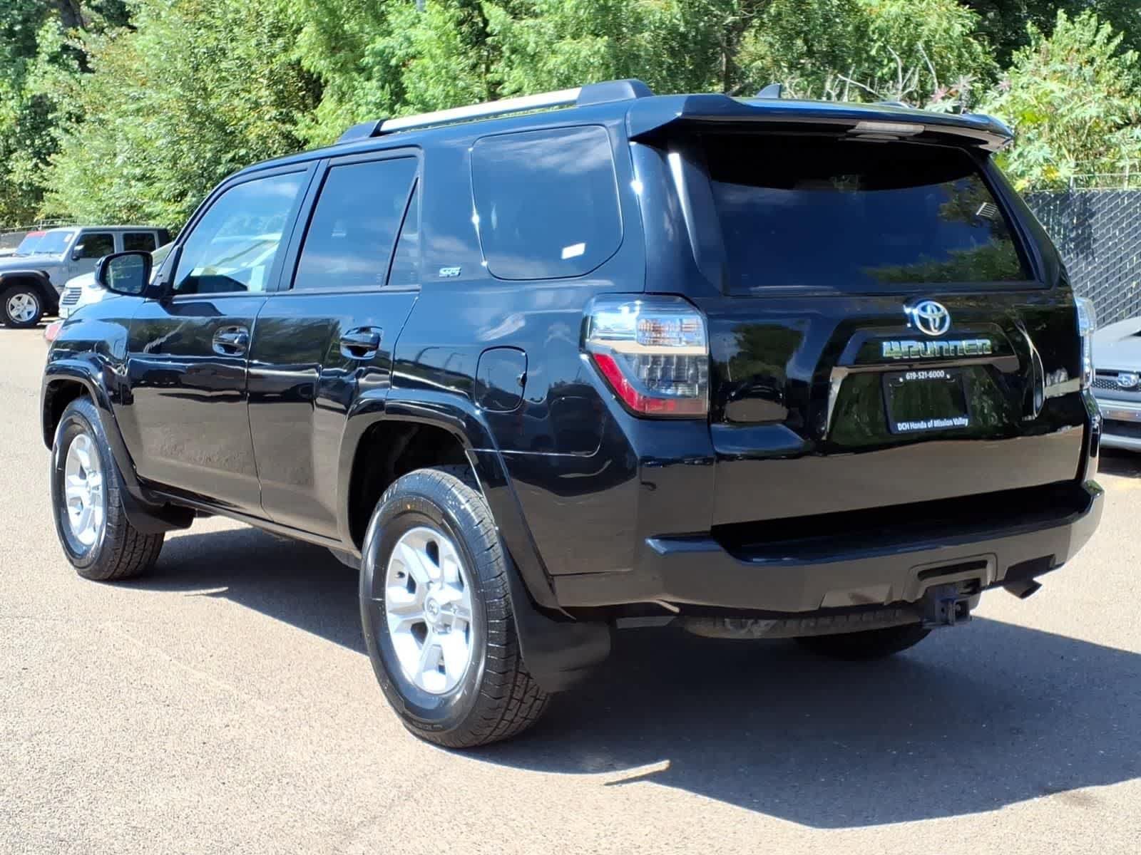 Used 2022 Toyota 4Runner SR5 RWD image 7