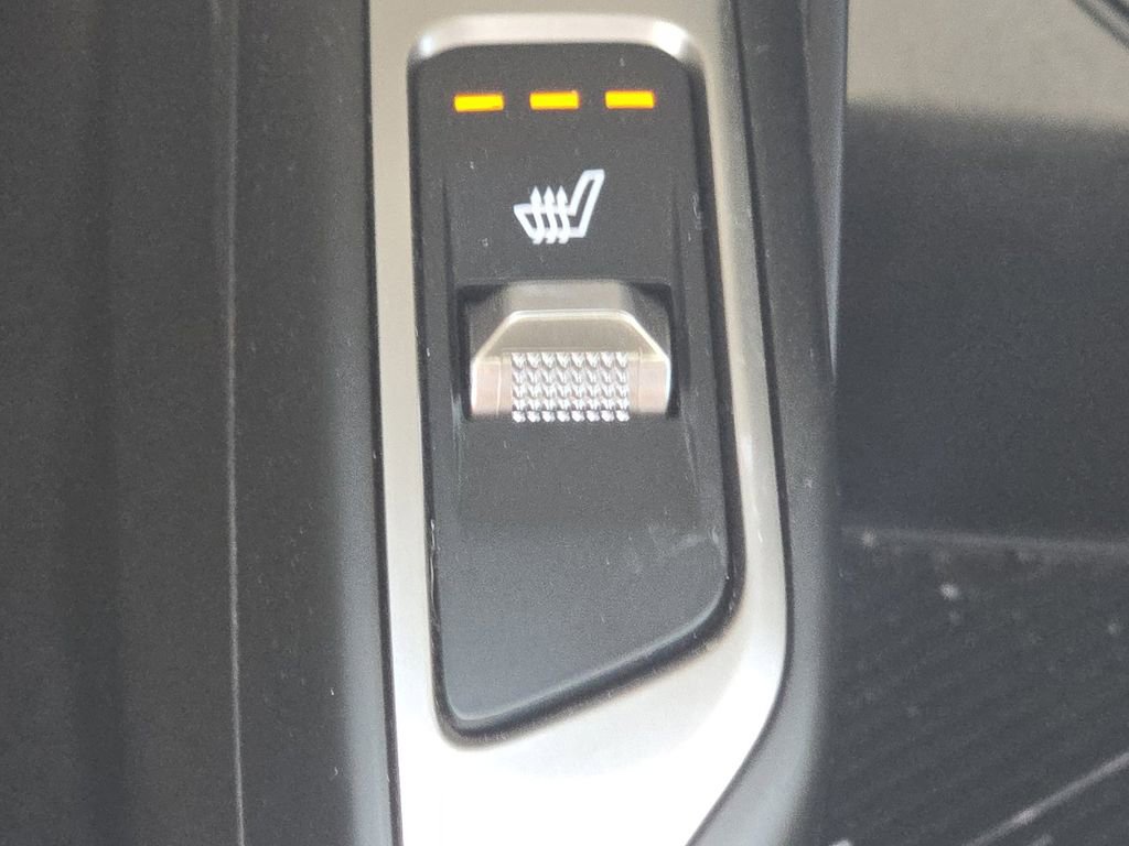 Used 2025 Kia Sorento EX w/ EX Panoramic Sunroof Package image 7