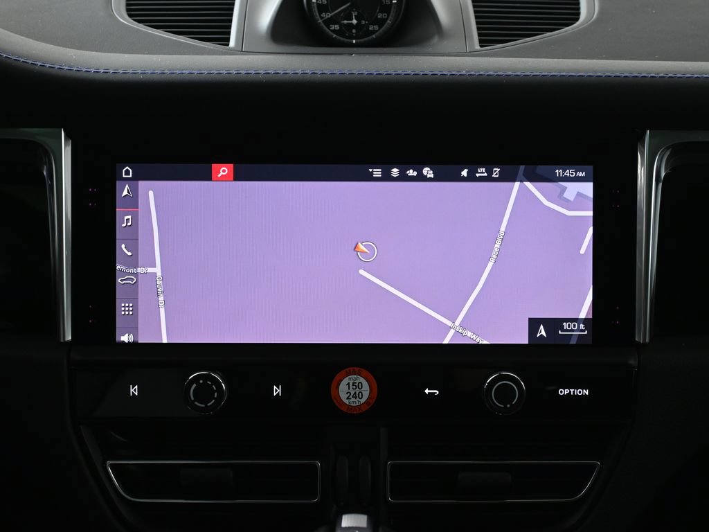 New 2026 Porsche Macan AWD/4WD image 23