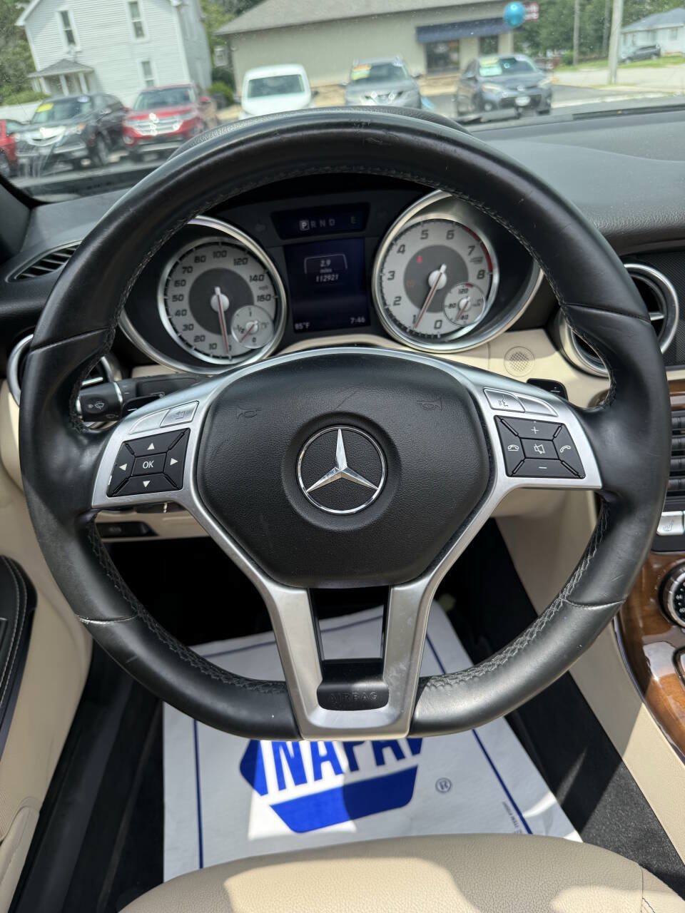 Used 2015 Mercedes-Benz SLK 250 w/ Premium Package image 8