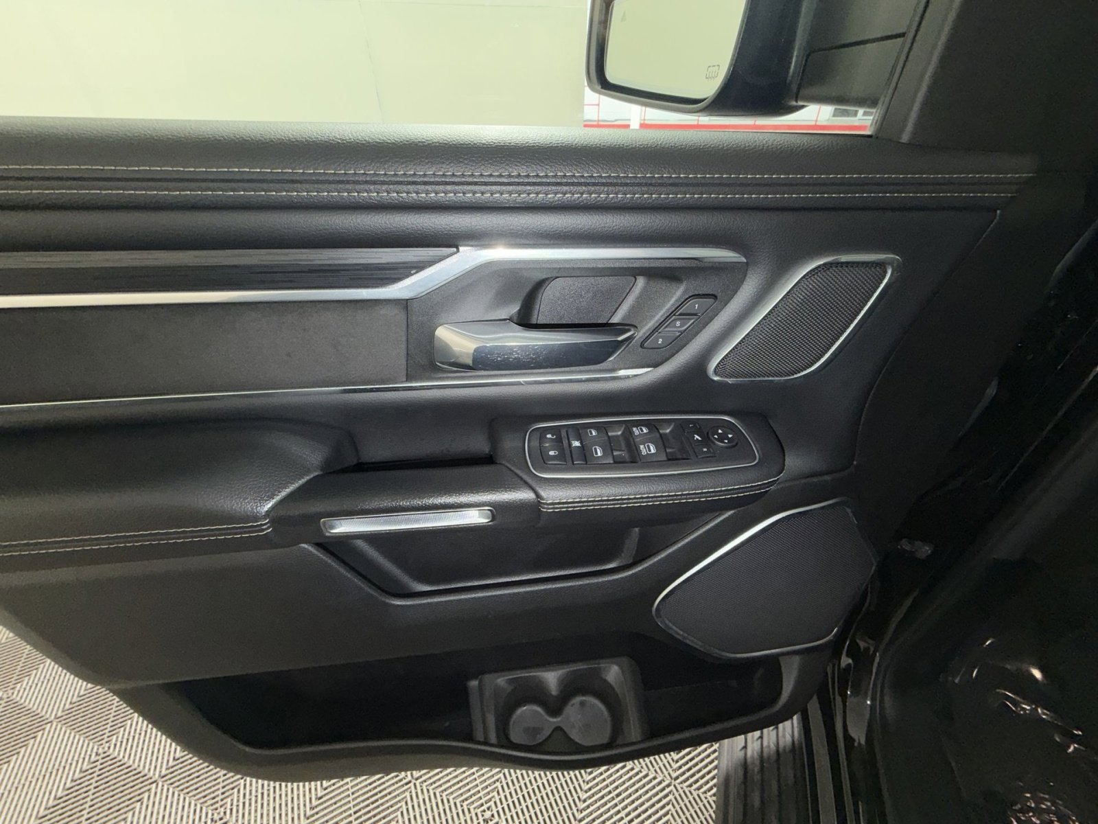 Used 2023 RAM 1500 Laramie image 15