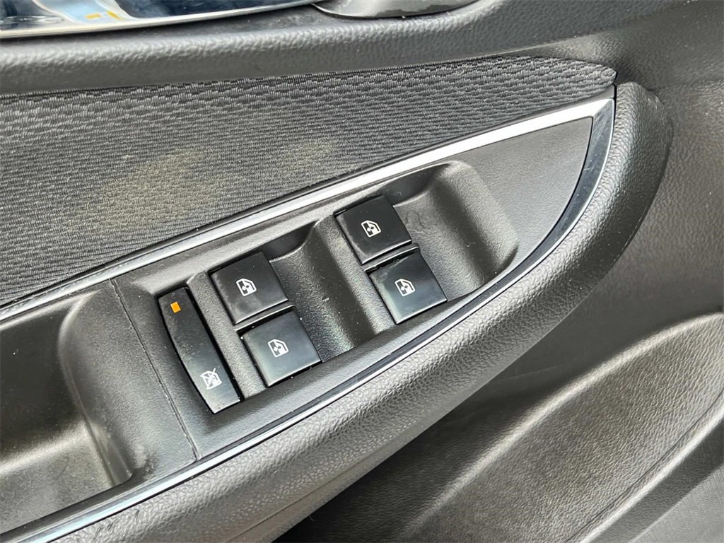 Used 2018 Chevrolet Cruze LT image 13