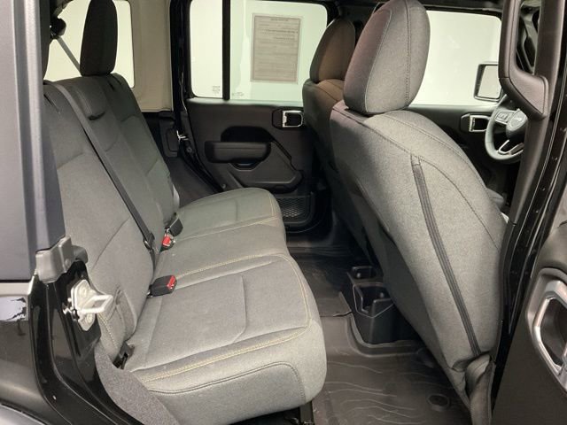 Used 2026 Jeep Wrangler Willys image 27
