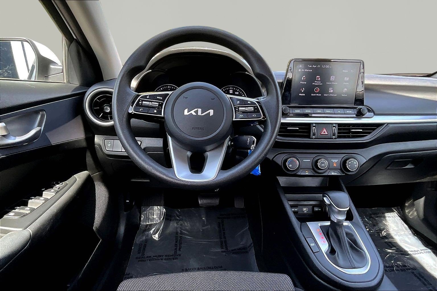 Used 2022 Kia Forte LXS FWD image 8