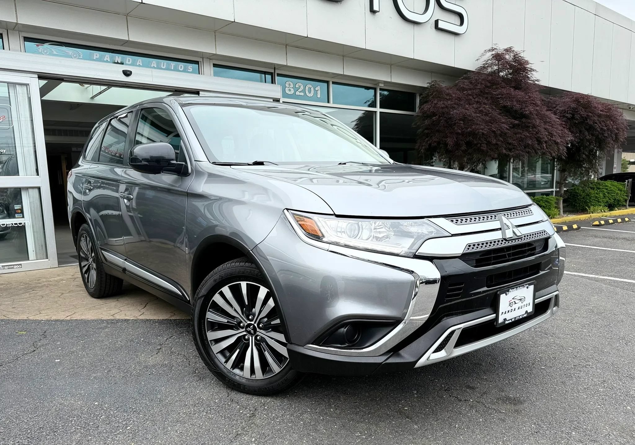 Used 2020 Mitsubishi Outlander ES AWD/4WD image 1