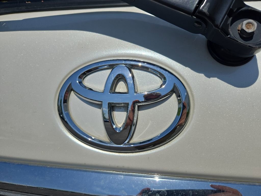 Used 2012 Toyota Sequoia Platinum AWD/4WD image 15