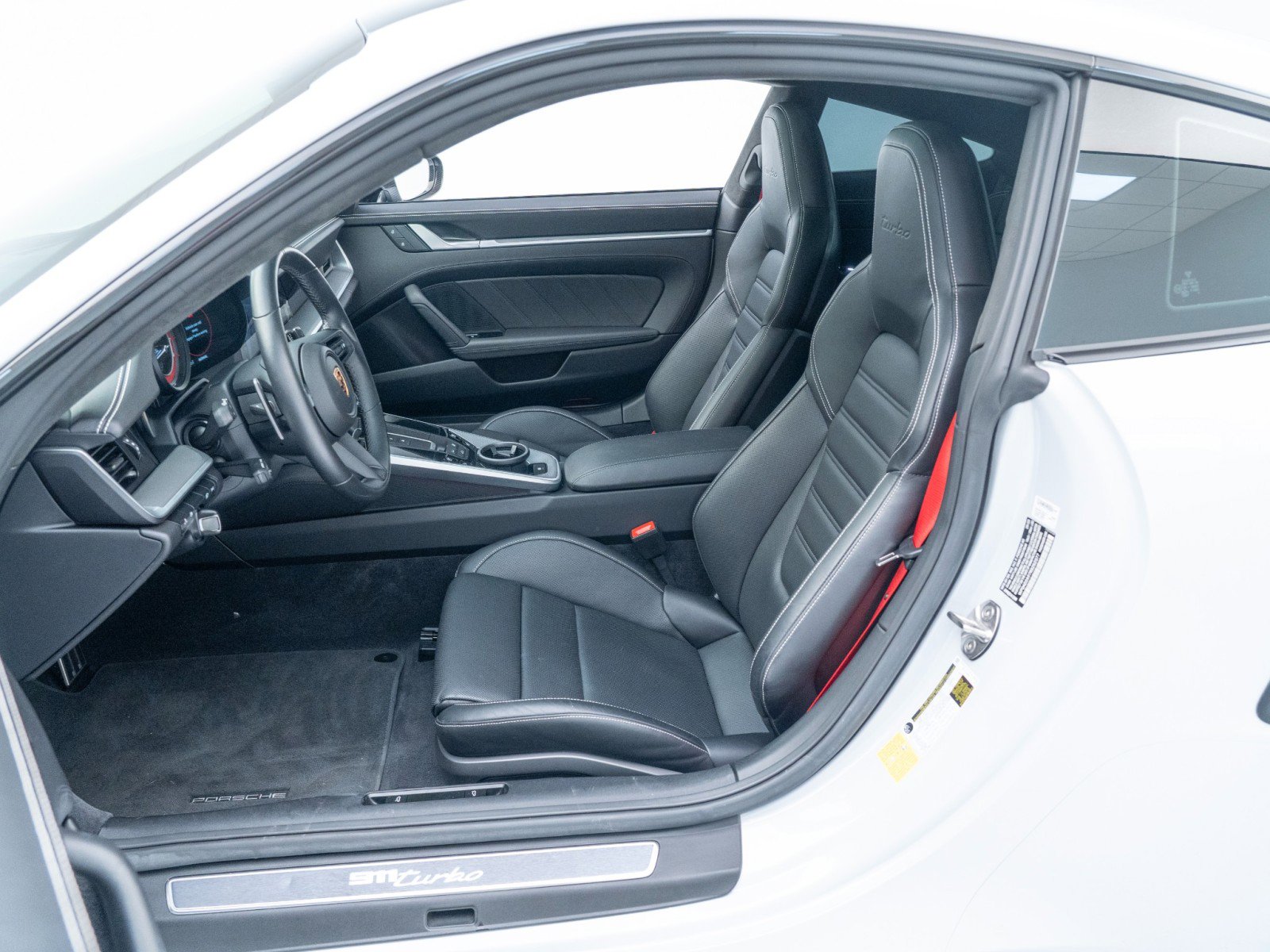 Used 2024 Porsche 911 Turbo AWD/4WD image 17
